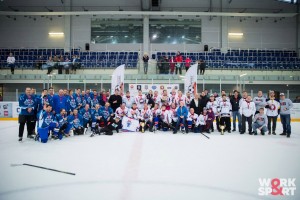 Благотворительный турнир по хоккею помог собрать средства в поддержку петербургских паралимпийцев