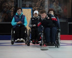 Долгожданный инвентарь для петербургских керлингистов с инвалидностью